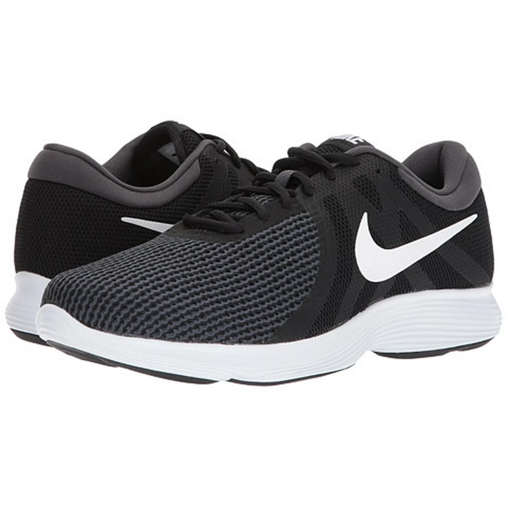 Nike Revolution 4 running shoes